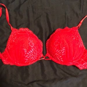 Victoria secret bra.